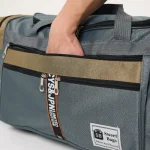 Grand sac de voyage sport, pratique et polyvalent poche avant