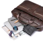 Pochette ordinateur en cuir véritable style vintage interieur Pochette ordinateur en cuir véritable style vintage interieur